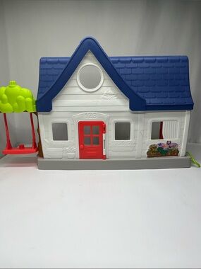 Fisher-Price White Playhouse with Blue Roof and Red Door
